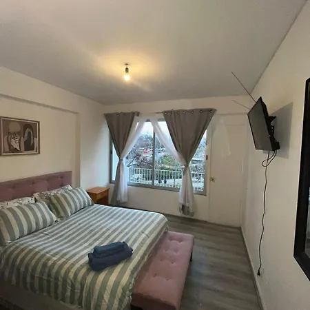 Departamento Estudio Remodelado En Edificio Antiguo Barrio Exclusivo